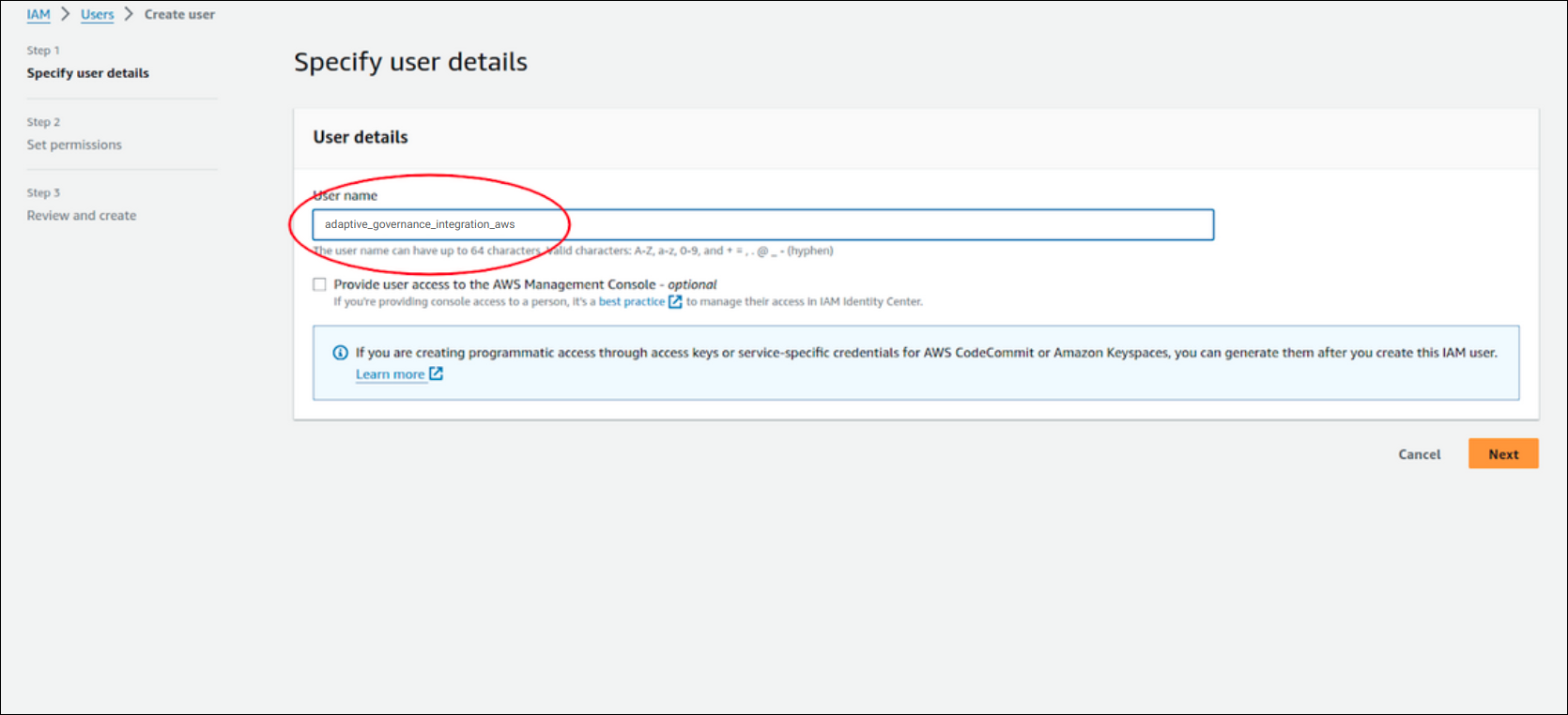 pantalla del panel de gestión AWS con énfasis en el campo user name